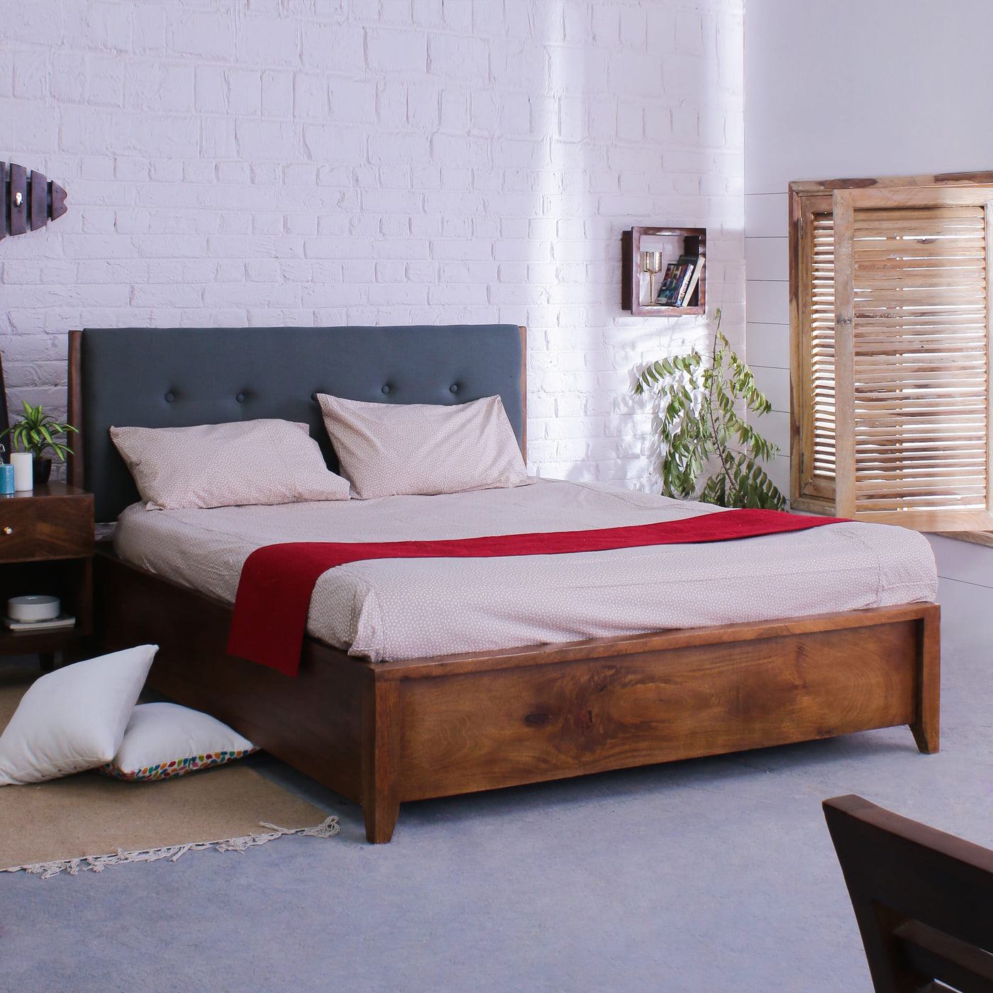 Rapture King Bed With Storage