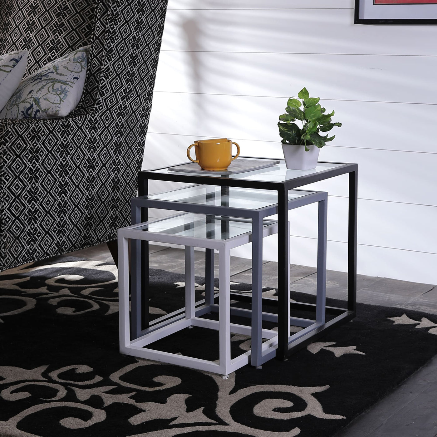 Fable Nesting Table